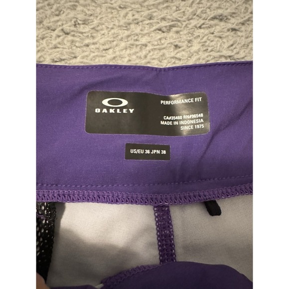 Oakley Board Shorts Men's Size 36‎ Performance Fit Beach Surf Swim - Picture 2 of 6